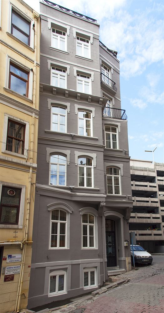 Louis Appartements Galata image 1